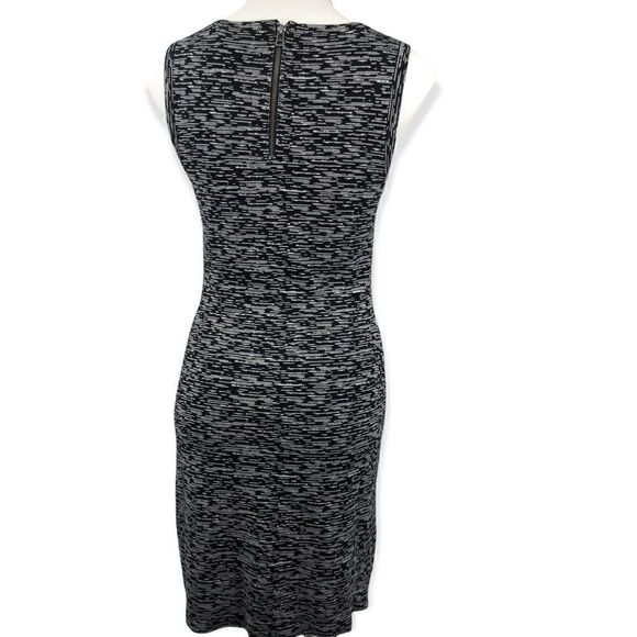 41 Hawthorn sleeveless sweater material sheath - Picture 5 of 6